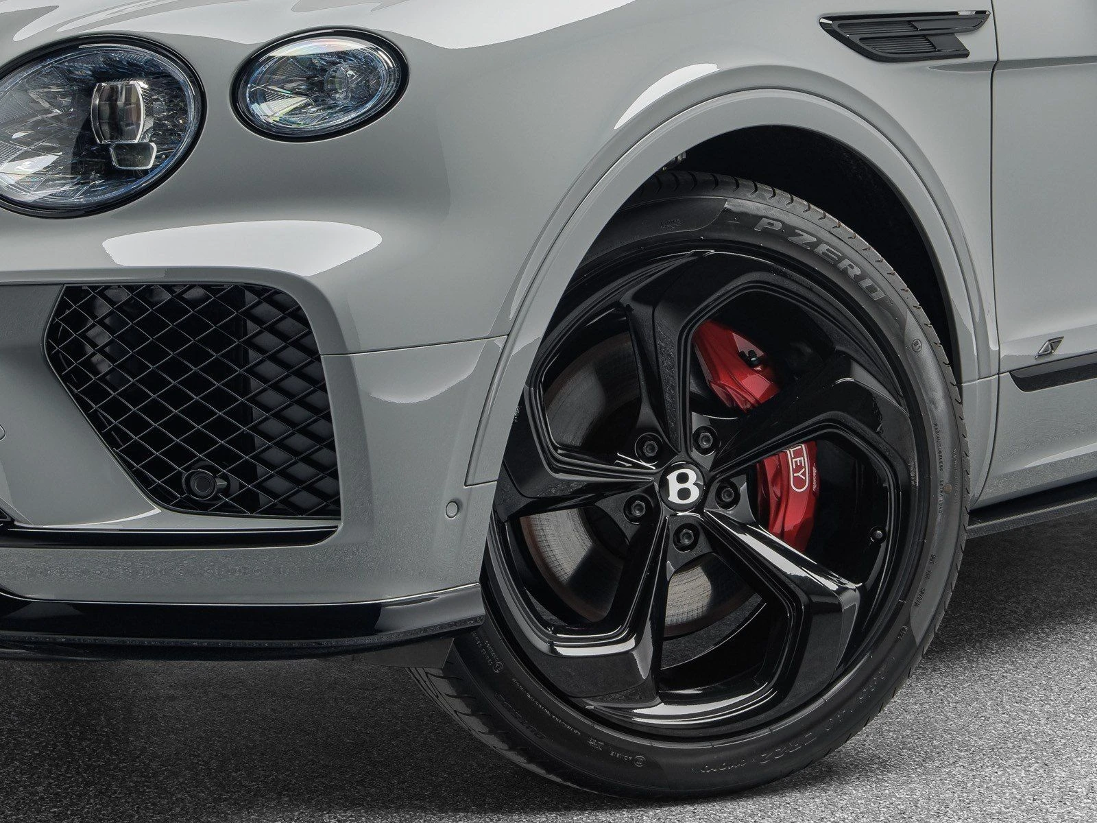 Bentley Bentayga S V8/CARBON/ MULLINER/NAIM/ HEAD UP/PANO/ 360/ TV/ - изображение 3