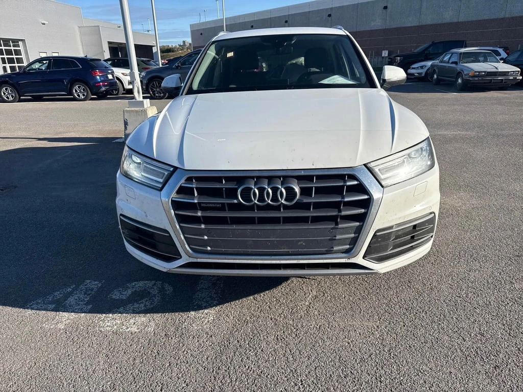 Audi Q5 * Komfort * CARFAX * БЕЗ ПЪРВОНАЧАЛНА ВНОСКА - изображение 6