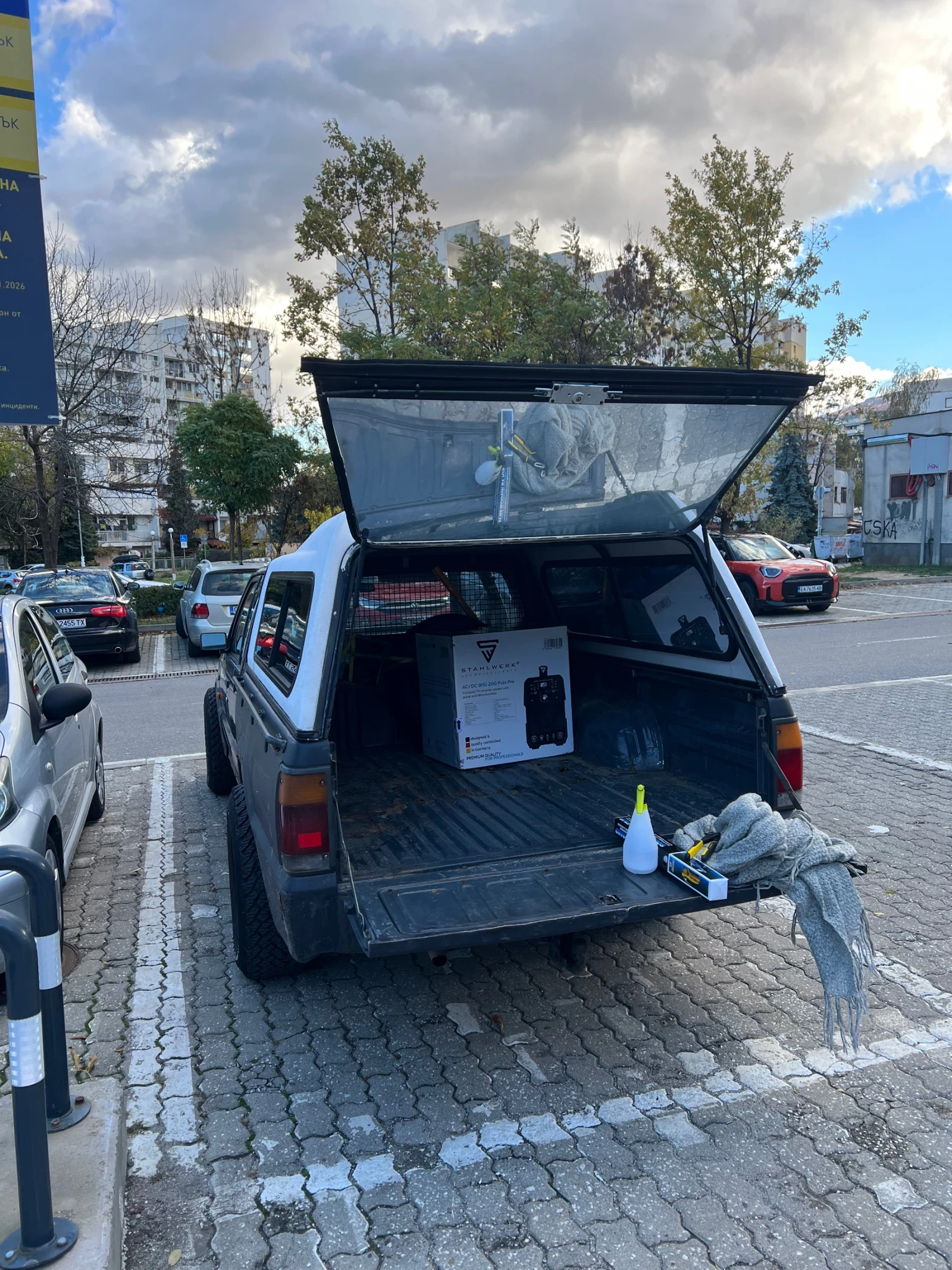 Mazda B2200 | Mobile.bg   11