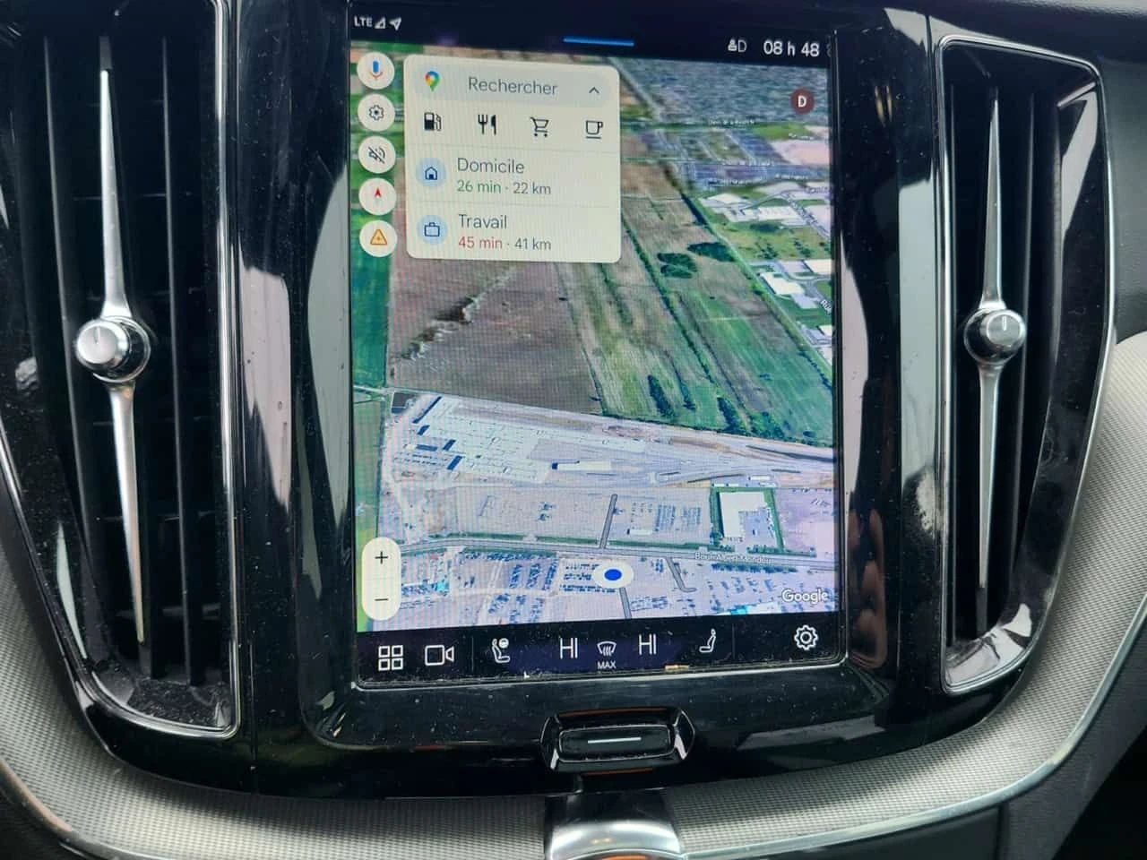 Volvo XC60 R DESIGN * CARFAX * Без инциденти * От Volvo * , снимка 8 - Автомобили и джипове - 53999175