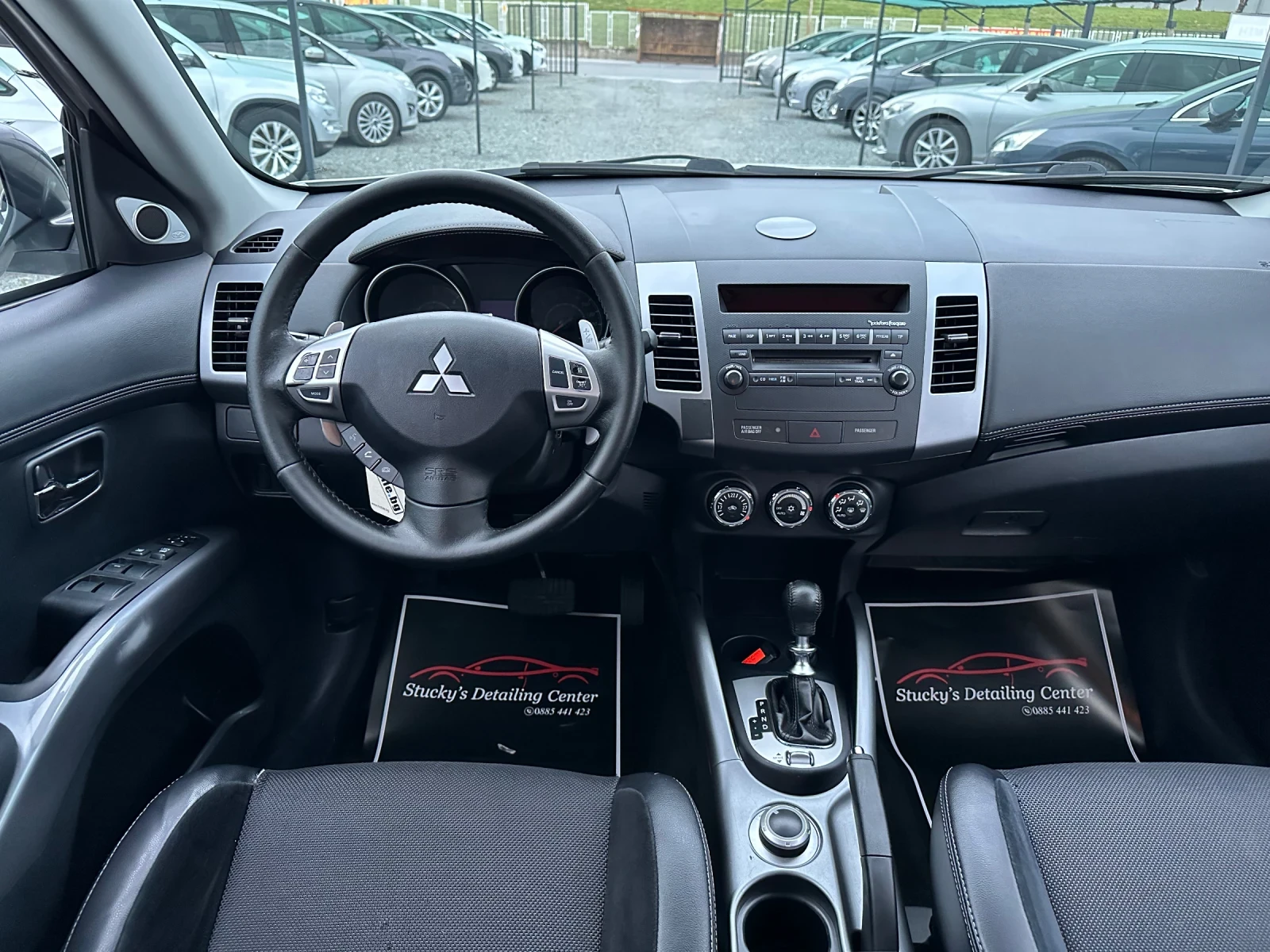 Mitsubishi Outlander Facelift 2.2DID Автомат 7 местен, снимка 7 - Автомобили и джипове - 54479347