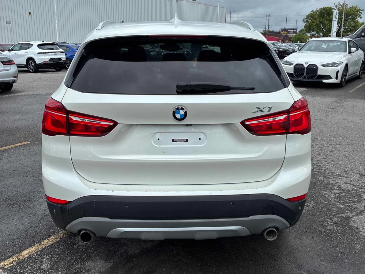 BMW X1 xDrive28i, снимка 4 - Автомобили и джипове - 55060376