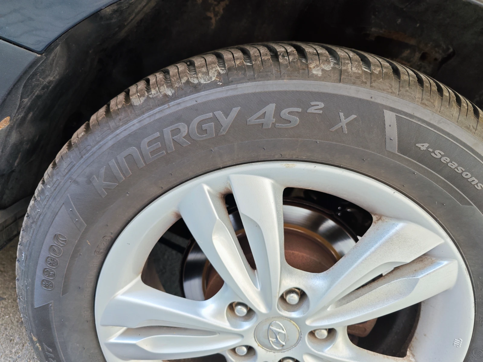Hyundai IX35 2.0 4х4 CRDI, снимка 14 - Автомобили и джипове - 55101914