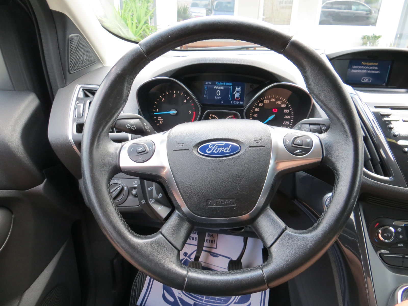 Ford Kuga 2.0TDCI-Titanium-Камера-Сервизна история!!, снимка 11 - Автомобили и джипове - 55686368