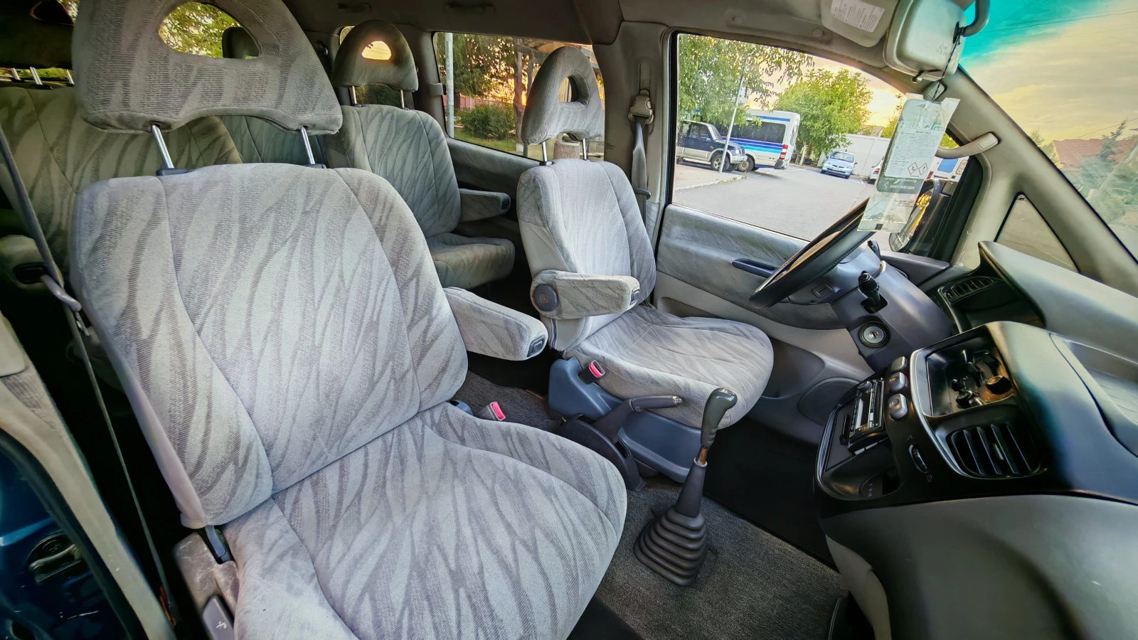 Mitsubishi Spacegear  - изображение 8