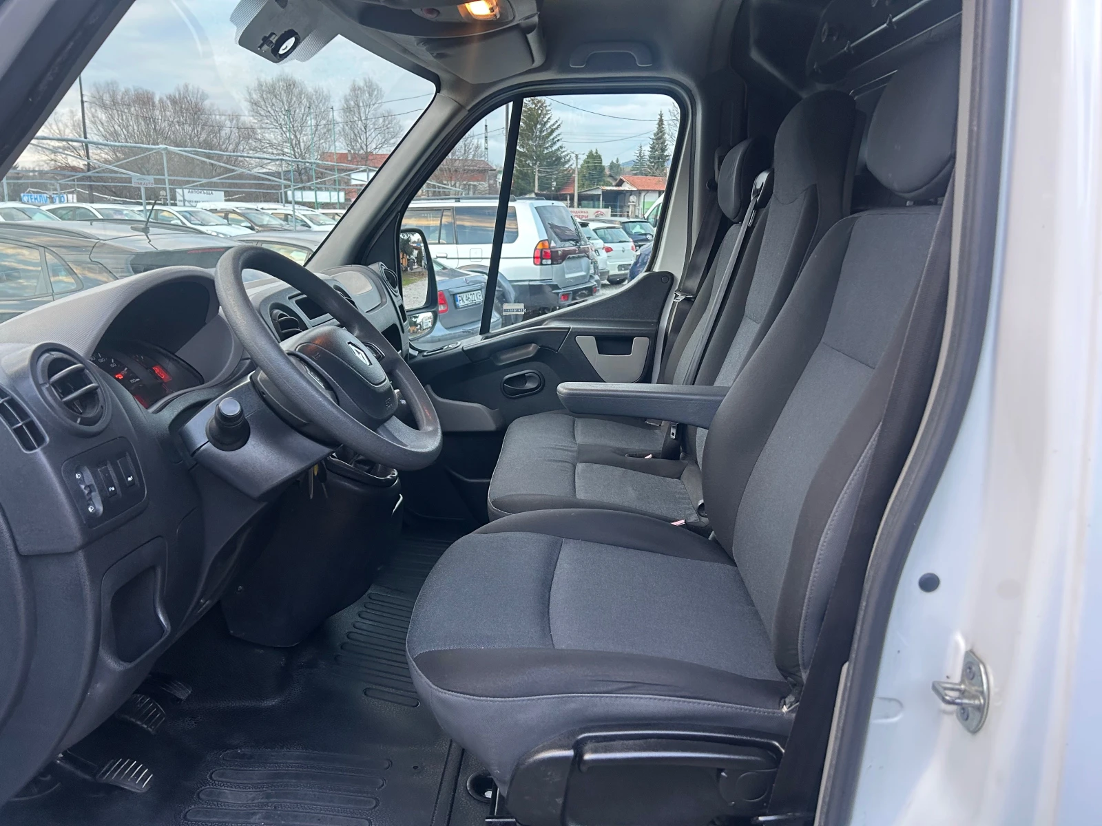 Renault Master 2.3DCI EURO6B - изображение 9