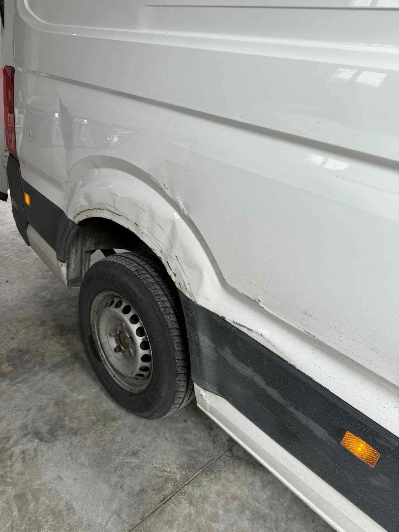 VW Crafter, снимка 12 - Бусове и автобуси - 55449066