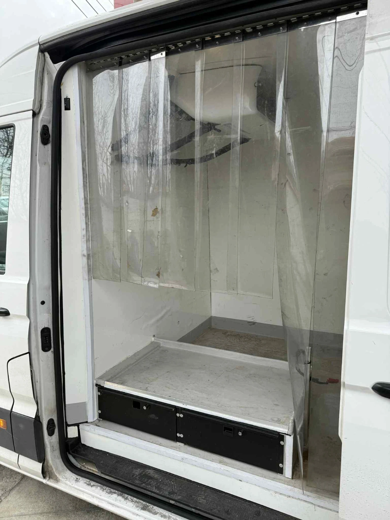 VW Crafter, снимка 8 - Бусове и автобуси - 55449066