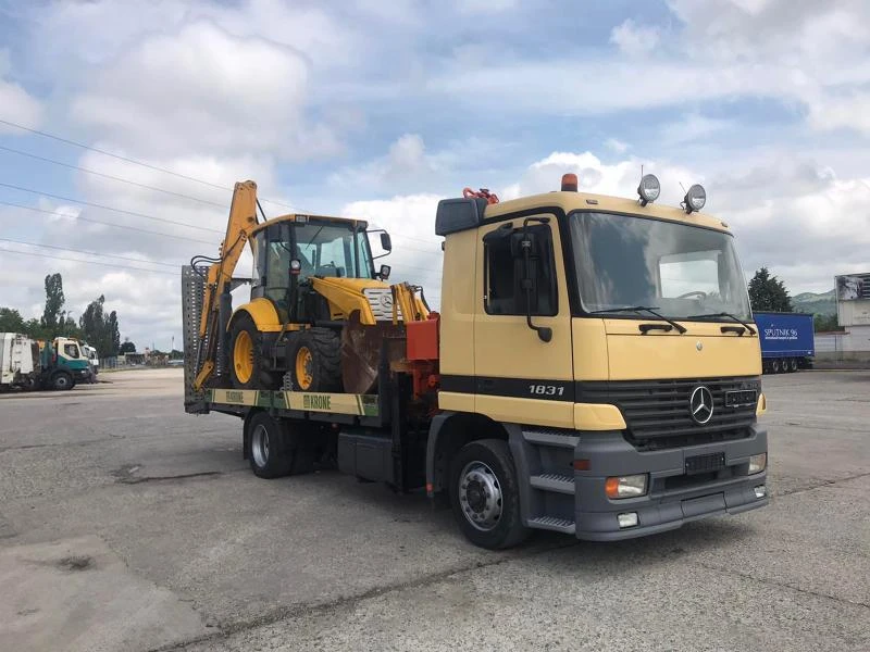 Mercedes-Benz Actros 1831 КРАН, снимка 2 - Камиони - 47065536