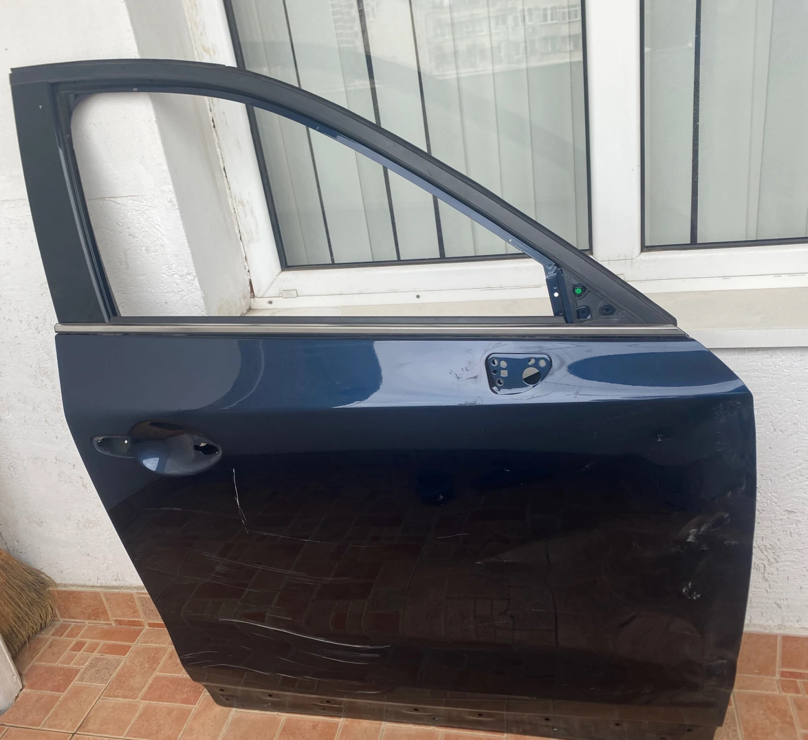 ����� �� ����� ��-5 ������ ����� | Mobile.bg � ����������� 1