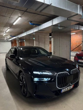 BMW 760 xDrive, ЧИСТ БЕНЗИН! ЛИЗИНГ!, снимка 2