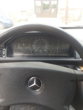 Mercedes-Benz 124, снимка 6 - Автомобили и джипове - 45339703