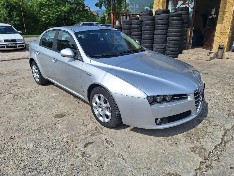 Alfa Romeo 159 1, 9 JTDM , снимка 3 - Автомобили и джипове - 40915508