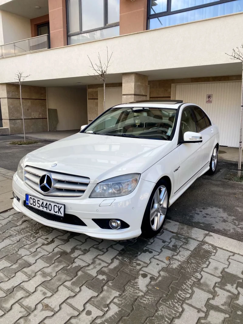 Mercedes-Benz C 300 4 Matik УНИКАТ !!!!!!, снимка 4 - Автомобили и джипове - 48780674