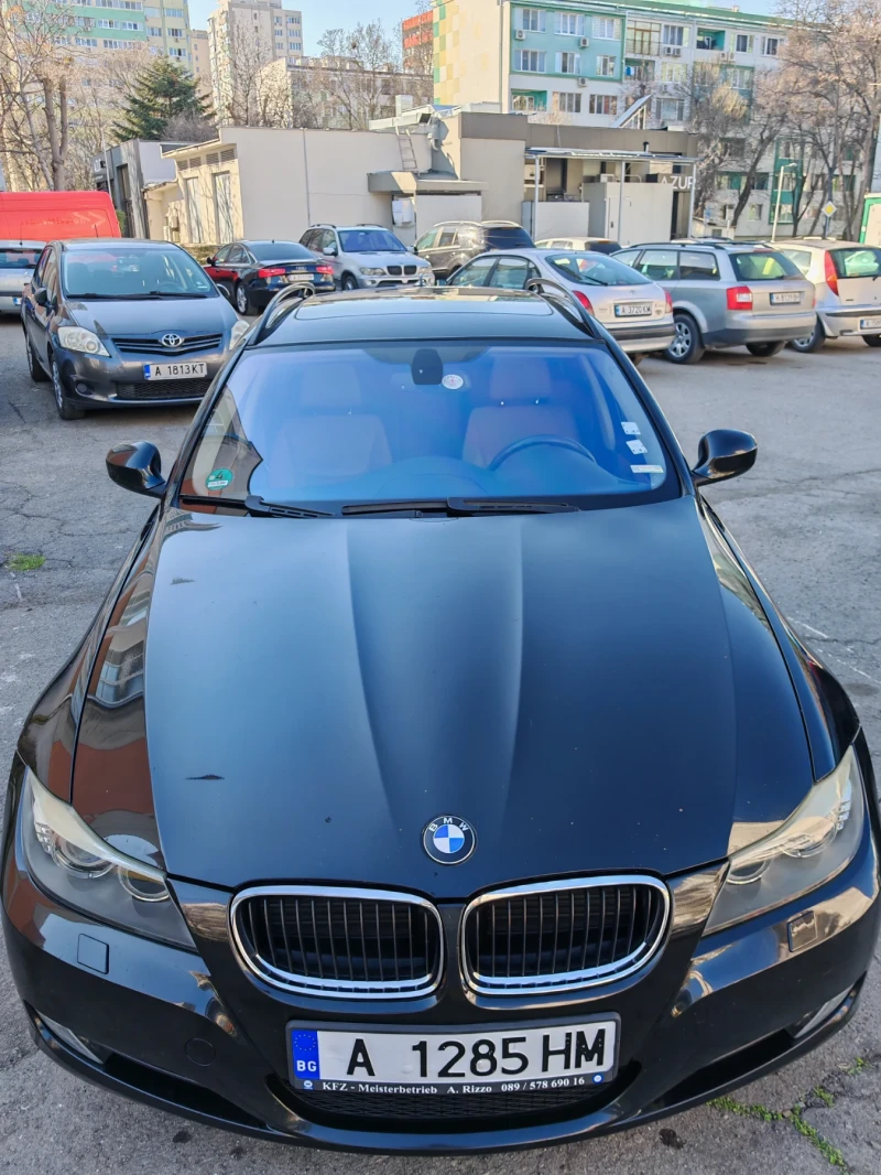 BMW 320 Touring, снимка 11 - Автомобили и джипове - 49600933