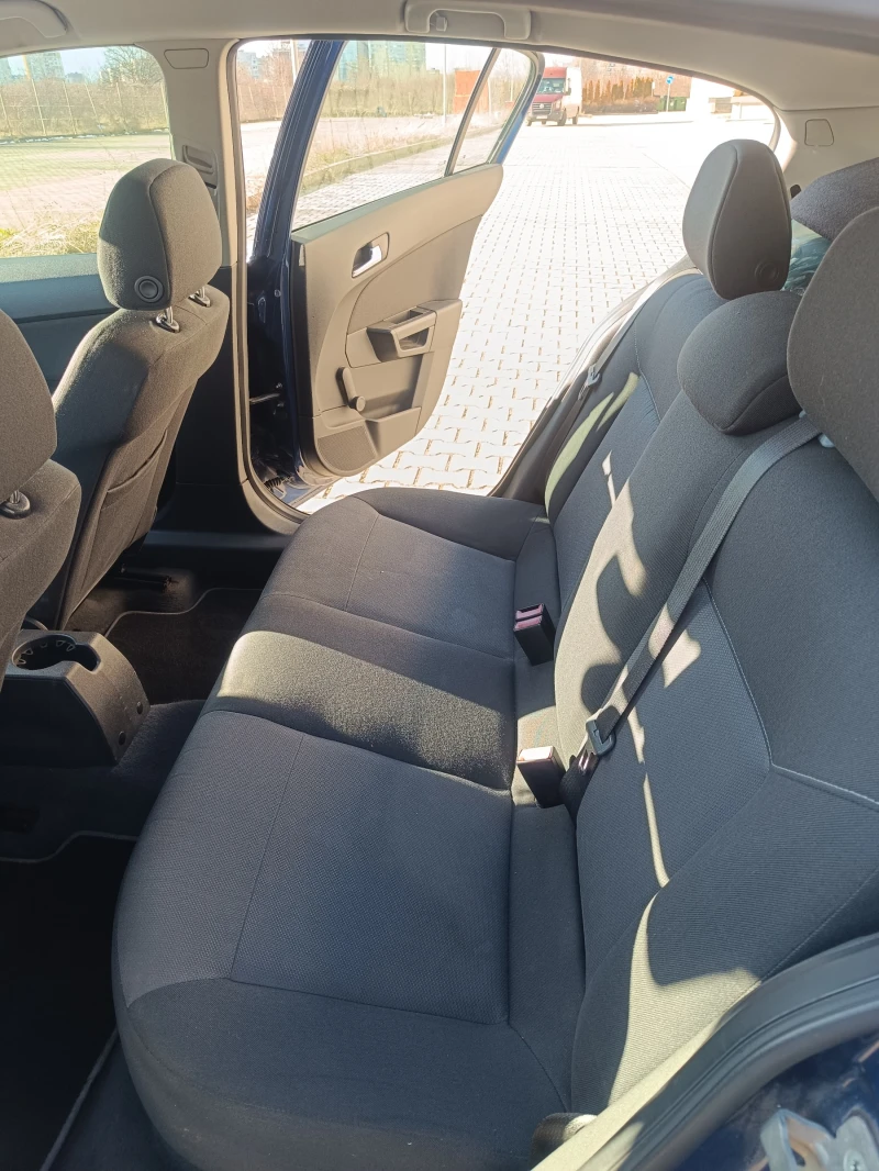 Opel Astra, снимка 8 - Автомобили и джипове - 52698887