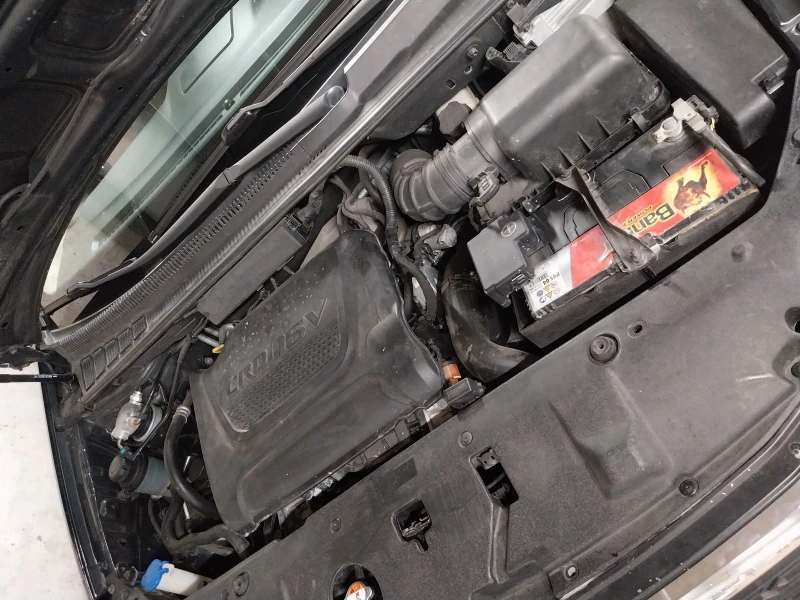 Kia Carnival, снимка 11 - Автомобили и джипове - 51836917