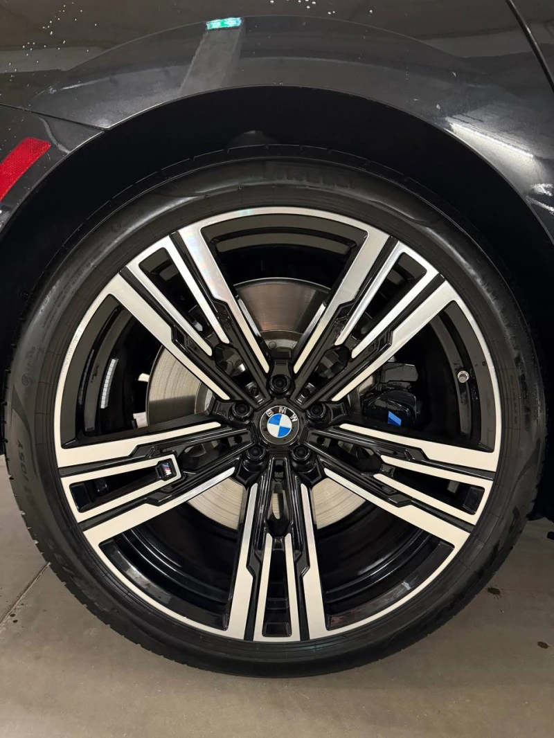 BMW 760 xDrive, ЧИСТ БЕНЗИН! ЛИЗИНГ!, снимка 6 - Автомобили и джипове - 53033519