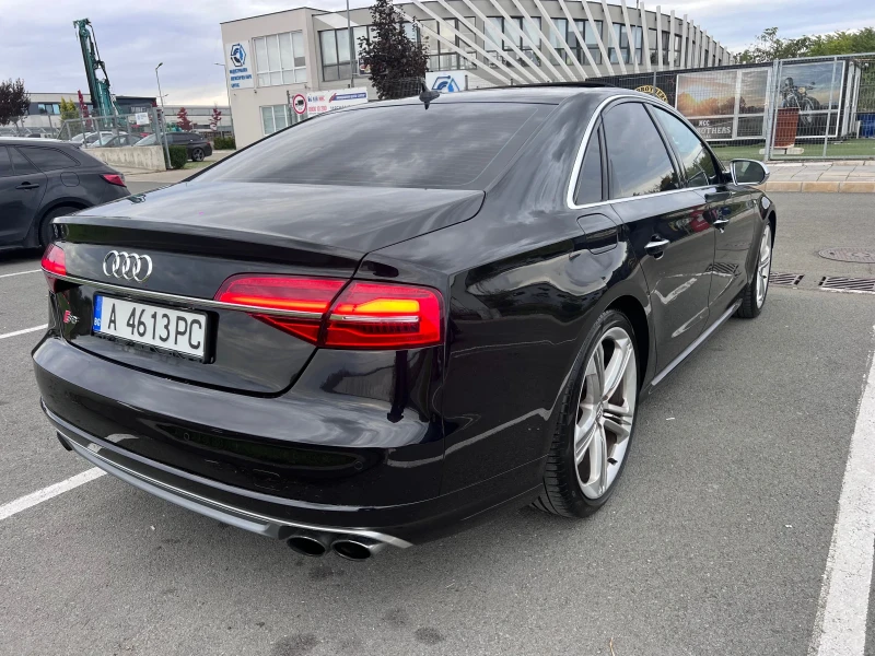 Audi S8 125 000КМ / NIGHT VISION / ОБДУХВАНЕ / 360 КАМЕРИ, снимка 3 - Автомобили и джипове - 52096441