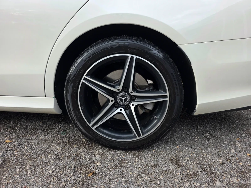 Mercedes-Benz E 300 AMG  , снимка 9 - Автомобили и джипове - 52975224