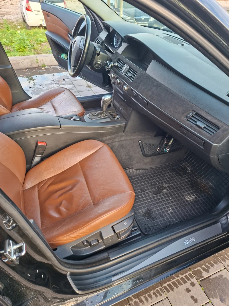 BMW 530, снимка 13 - Автомобили и джипове - 52704095