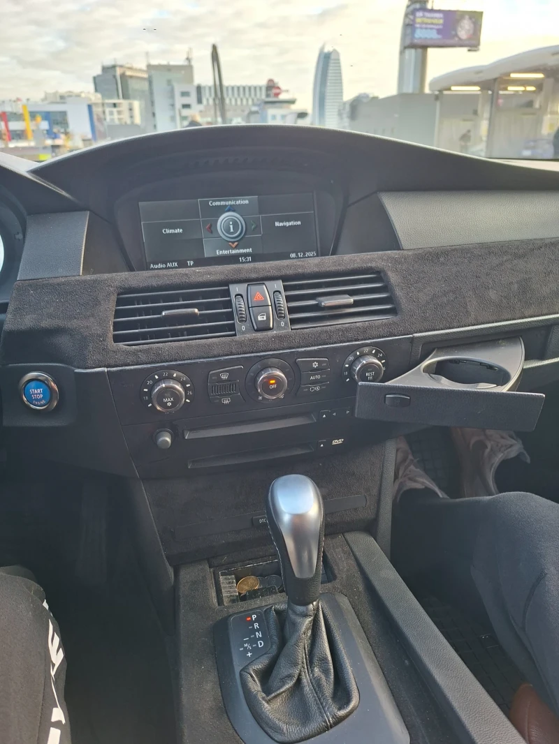 BMW 530, снимка 15 - Автомобили и джипове - 52704095