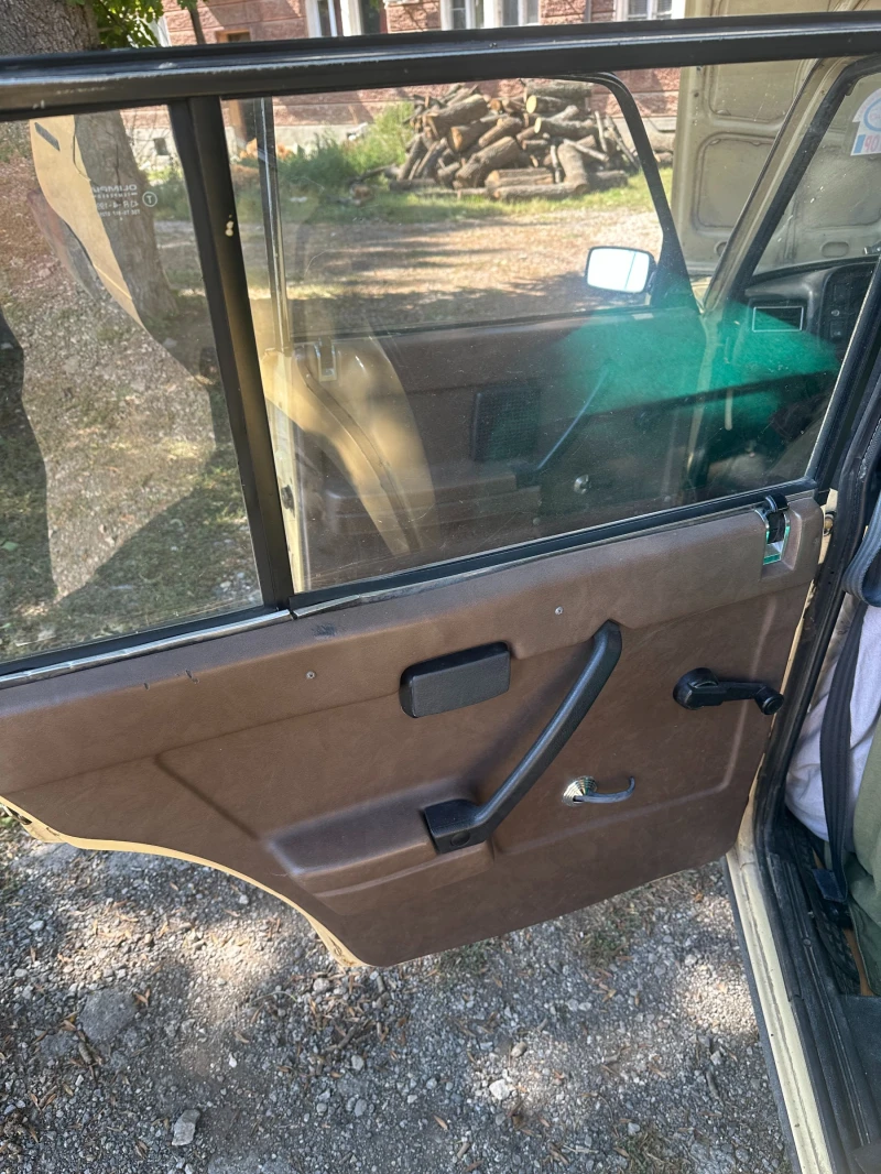 Lada 2104, снимка 10 - Автомобили и джипове - 53179916