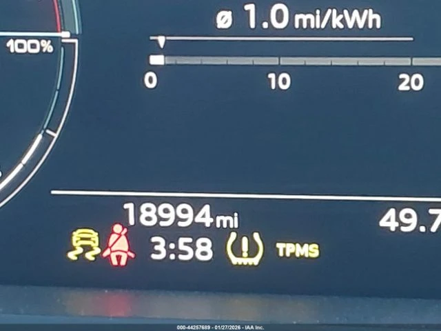 Audi E-Tron Premium Quattro | Цена до България, снимка 9 - Автомобили и джипове - 53838231