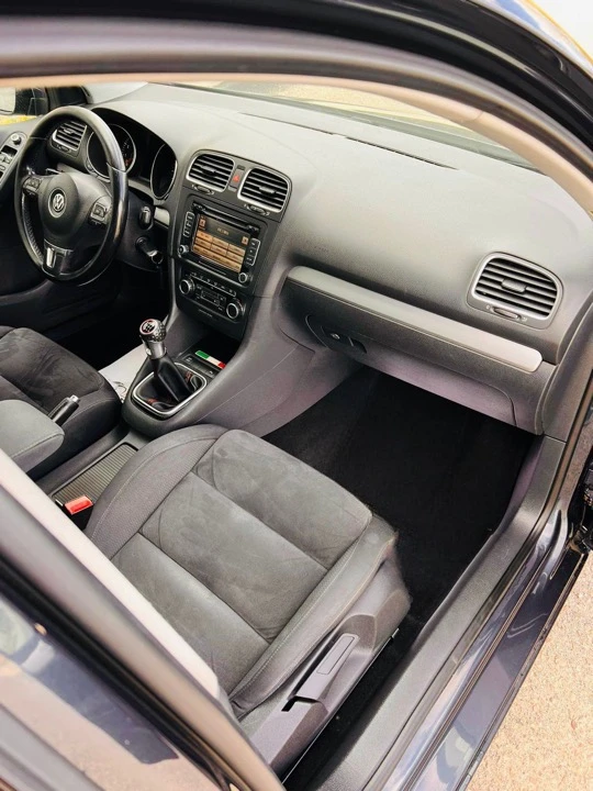 VW Golf 1.4 TSI, снимка 5 - Автомобили и джипове - 55050438