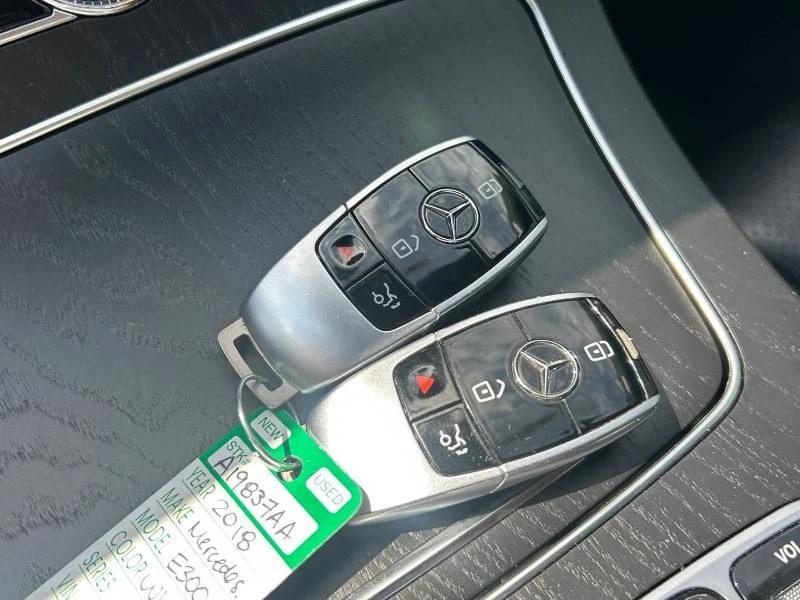 Mercedes-Benz E 300 * 4MATIC * 2 КЛЮЧА * 360 * BURMESTER, снимка 12 - Автомобили и джипове - 55154250