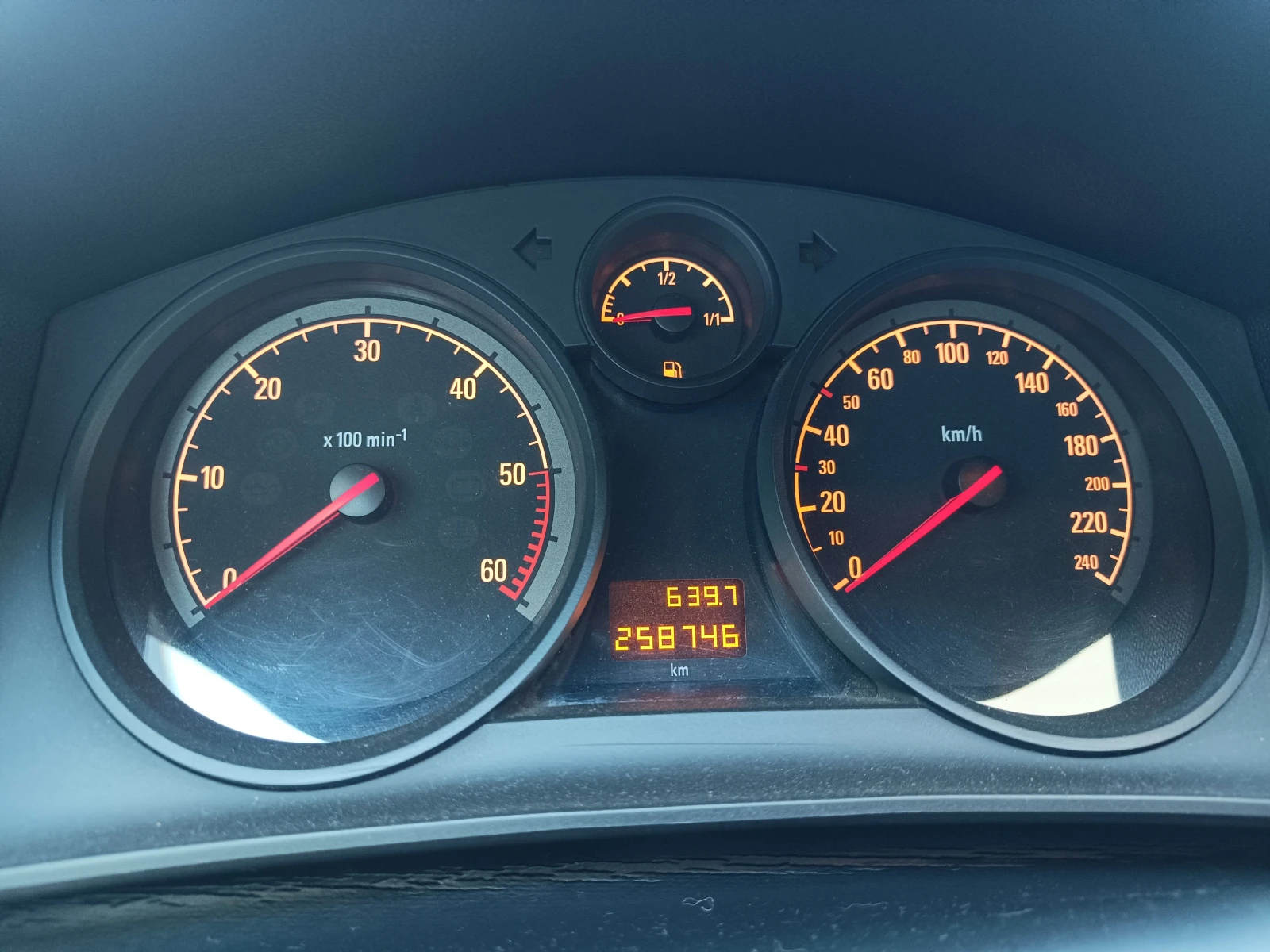 Opel Astra  - изображение 8