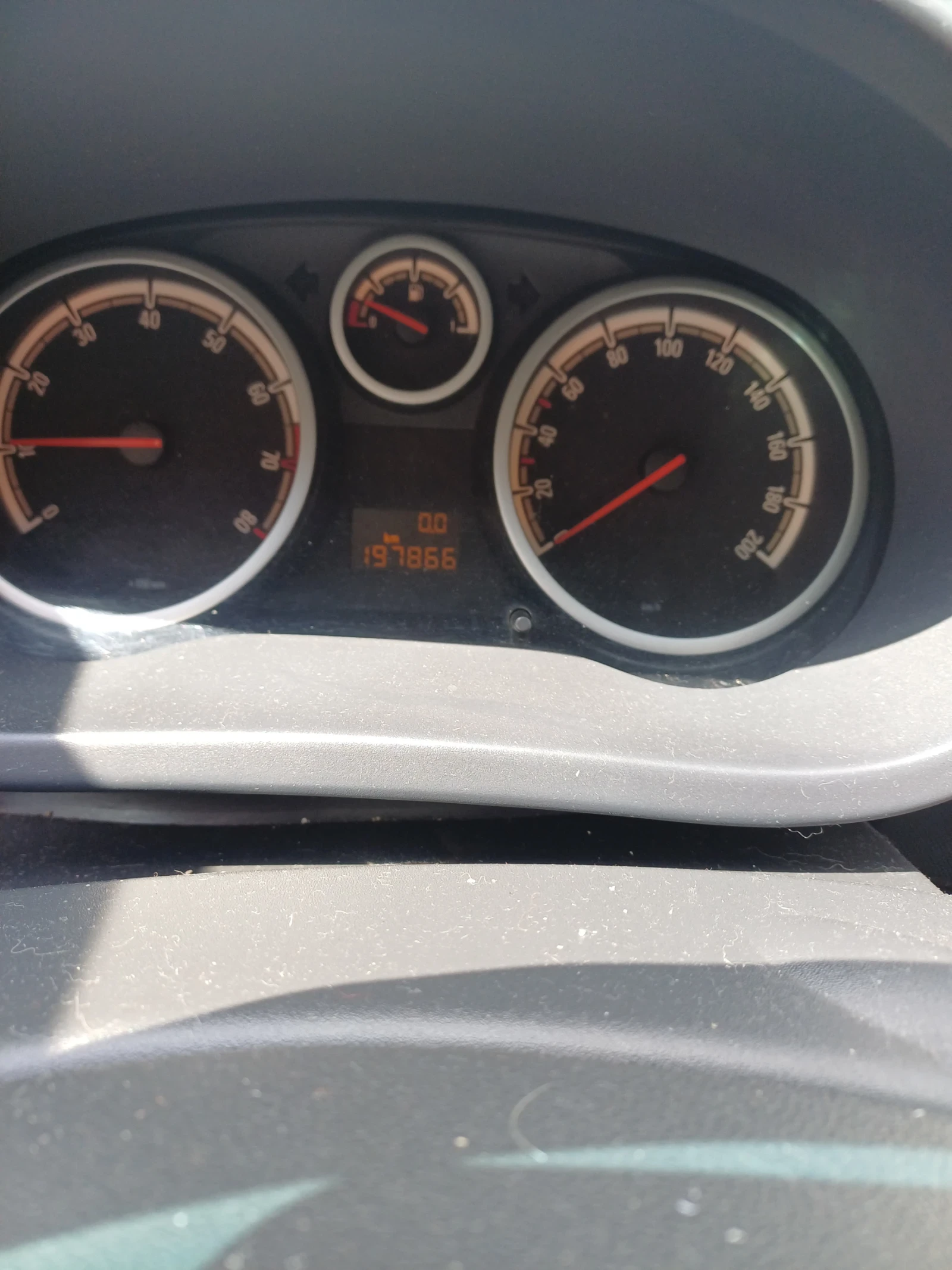 Opel Corsa  - изображение 9