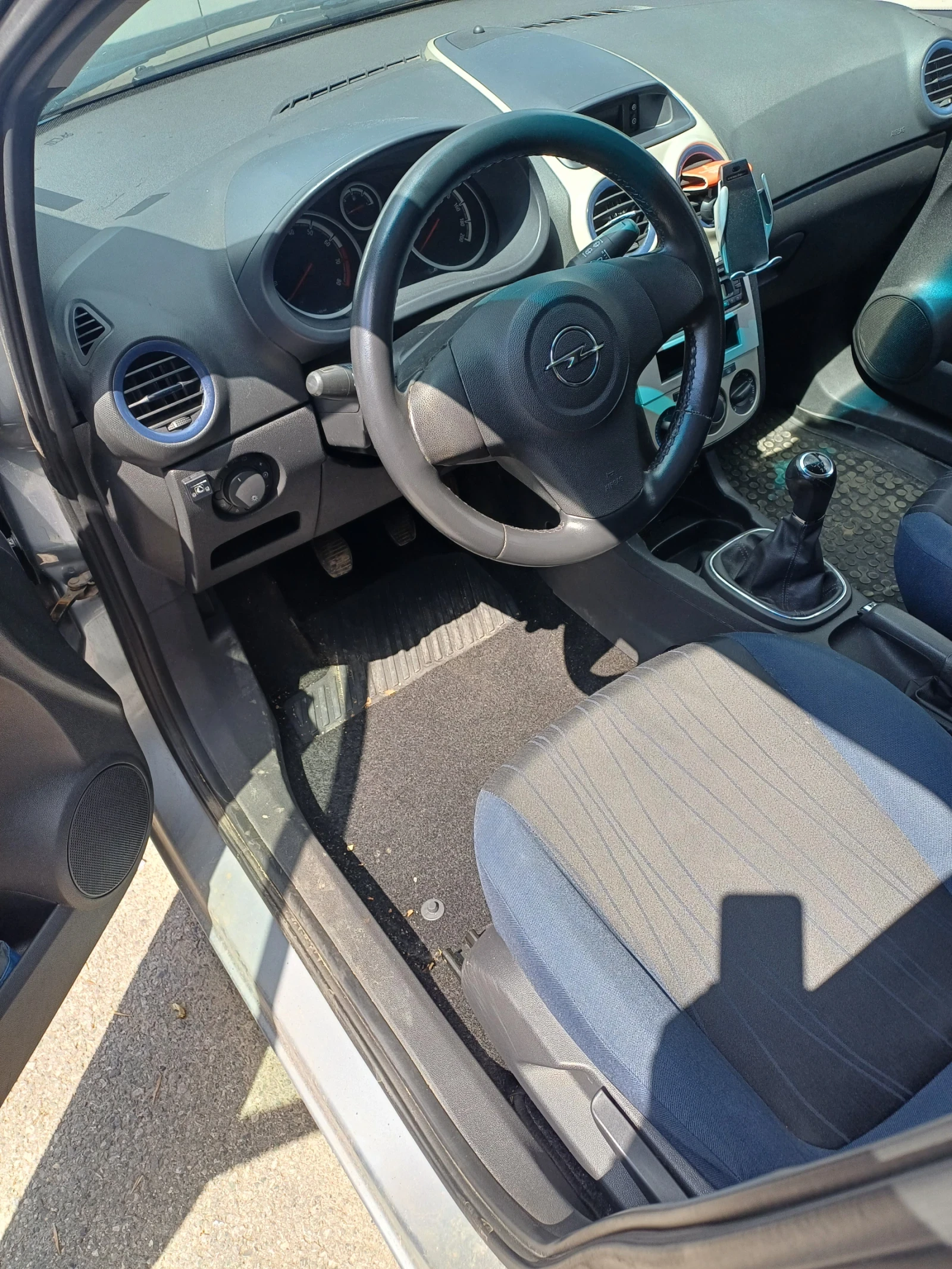 Opel Corsa  - изображение 5