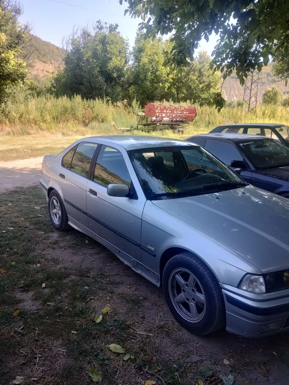 BMW 318 TDS - изображение 2