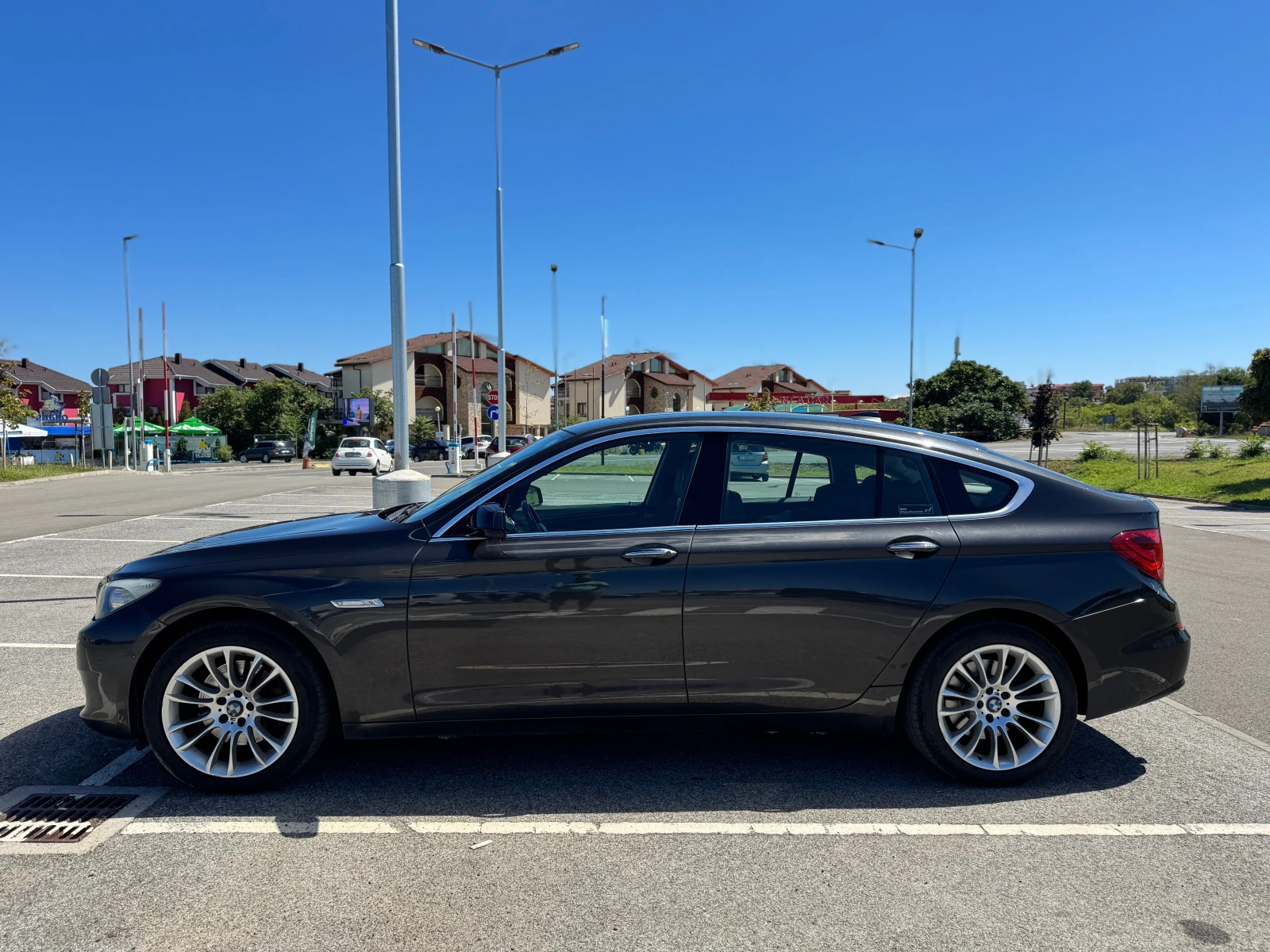 BMW 5 Gran Turismo F07 - изображение 2