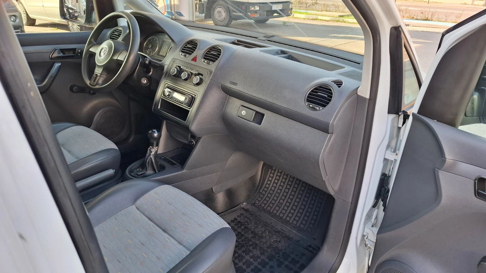 VW Caddy 2.0i MAXI , metan-benzin | Mobile.bg — изображение 9