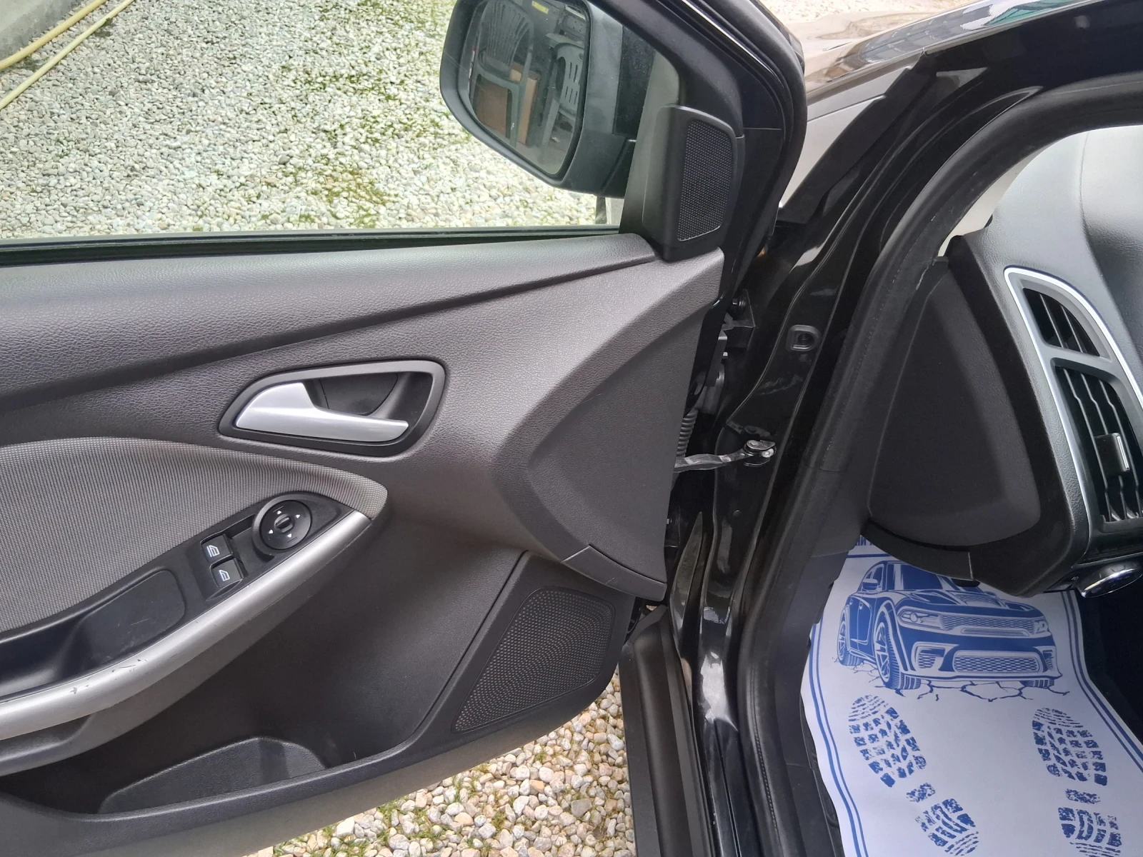 Ford Focus 1.6 ����� | Mobile.bg � ����������� 11