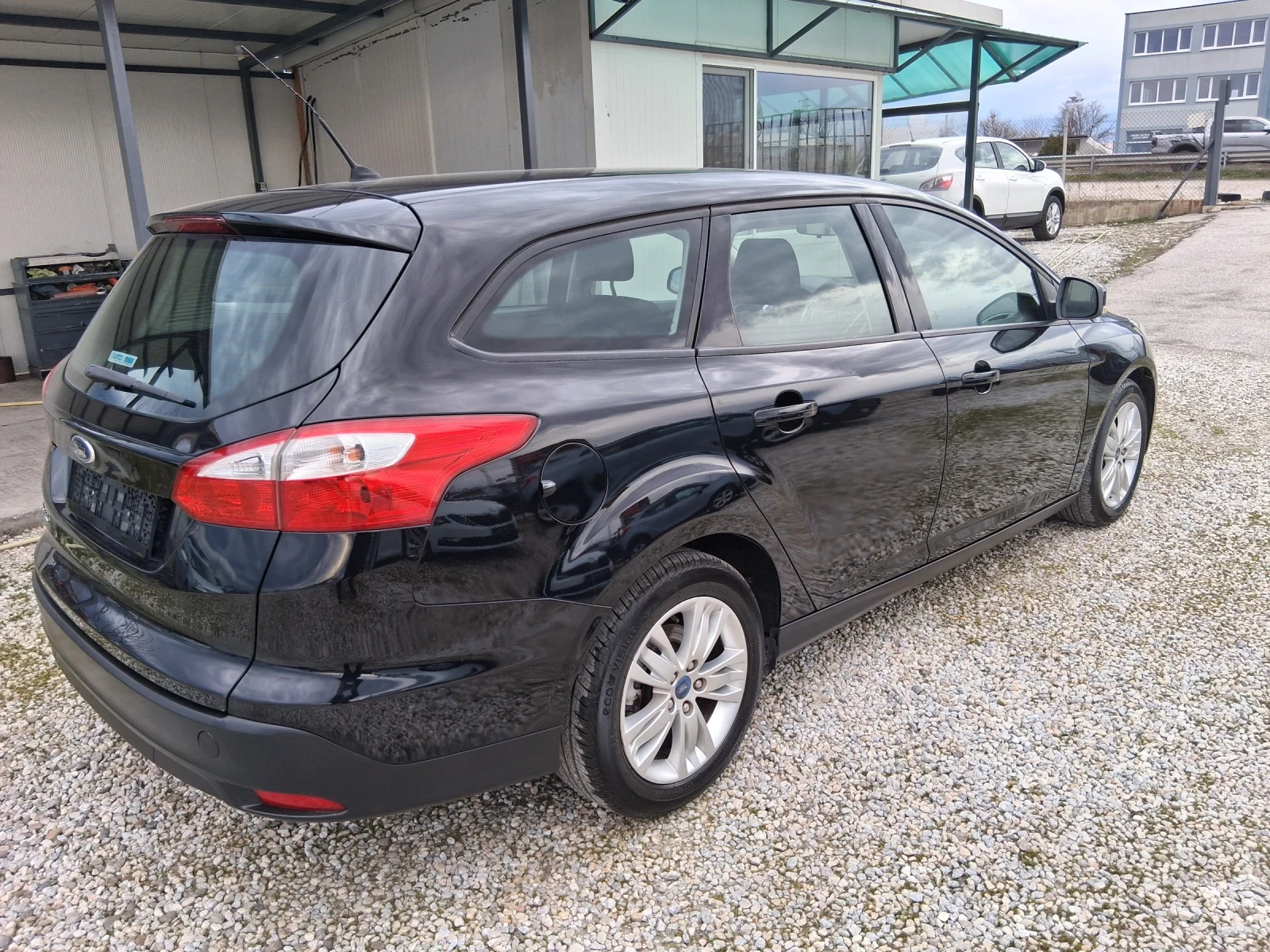 Ford Focus 1.6 ����� | Mobile.bg � ����������� 5