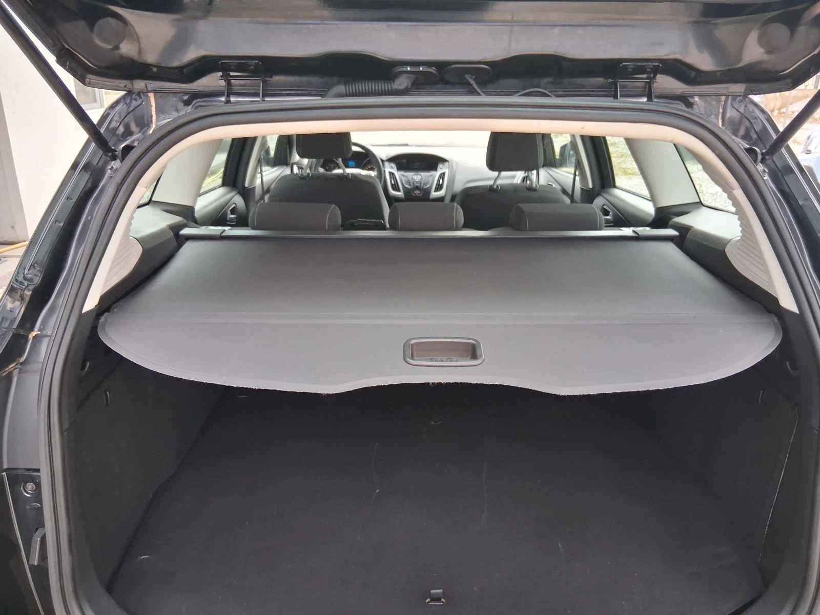 Ford Focus 1.6 ����� | Mobile.bg � ����������� 13