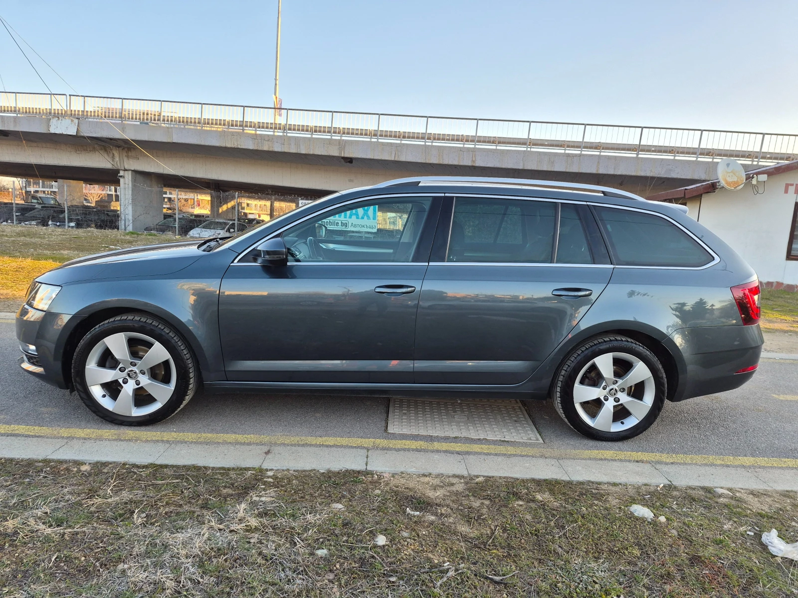 Skoda Octavia 1.4TSI АВТОМАТ, снимка 6 - Автомобили и джипове - 53791038