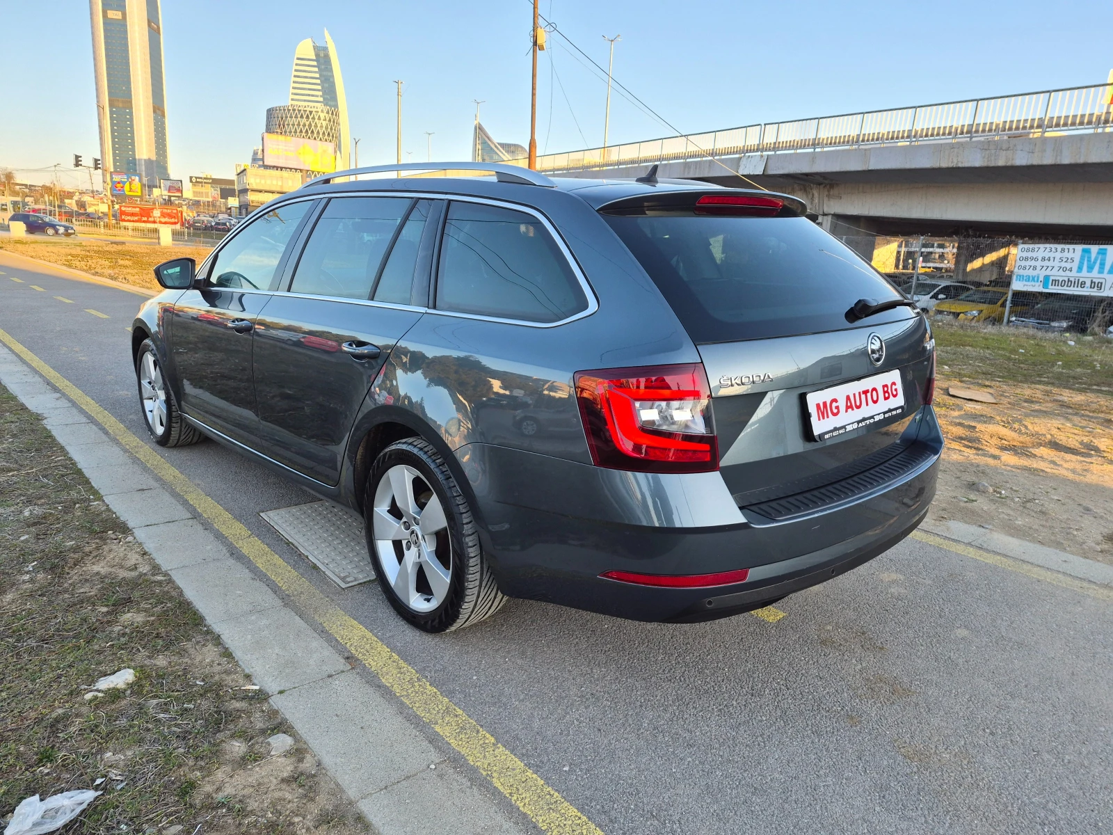 Skoda Octavia 1.4TSI АВТОМАТ, снимка 7 - Автомобили и джипове - 53791038