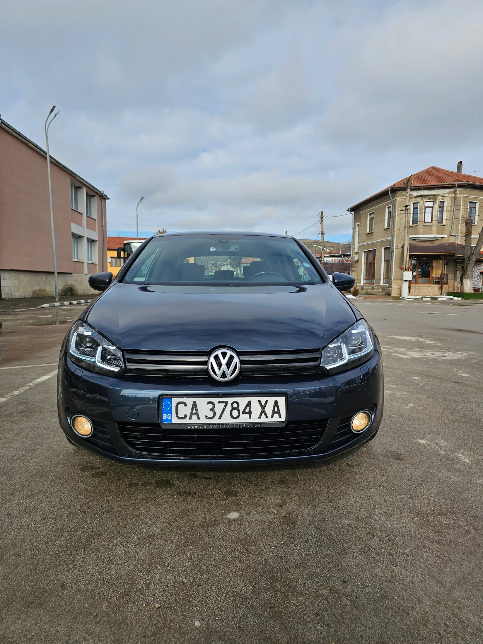 VW Golf, снимка 2 - Автомобили и джипове - 54391553