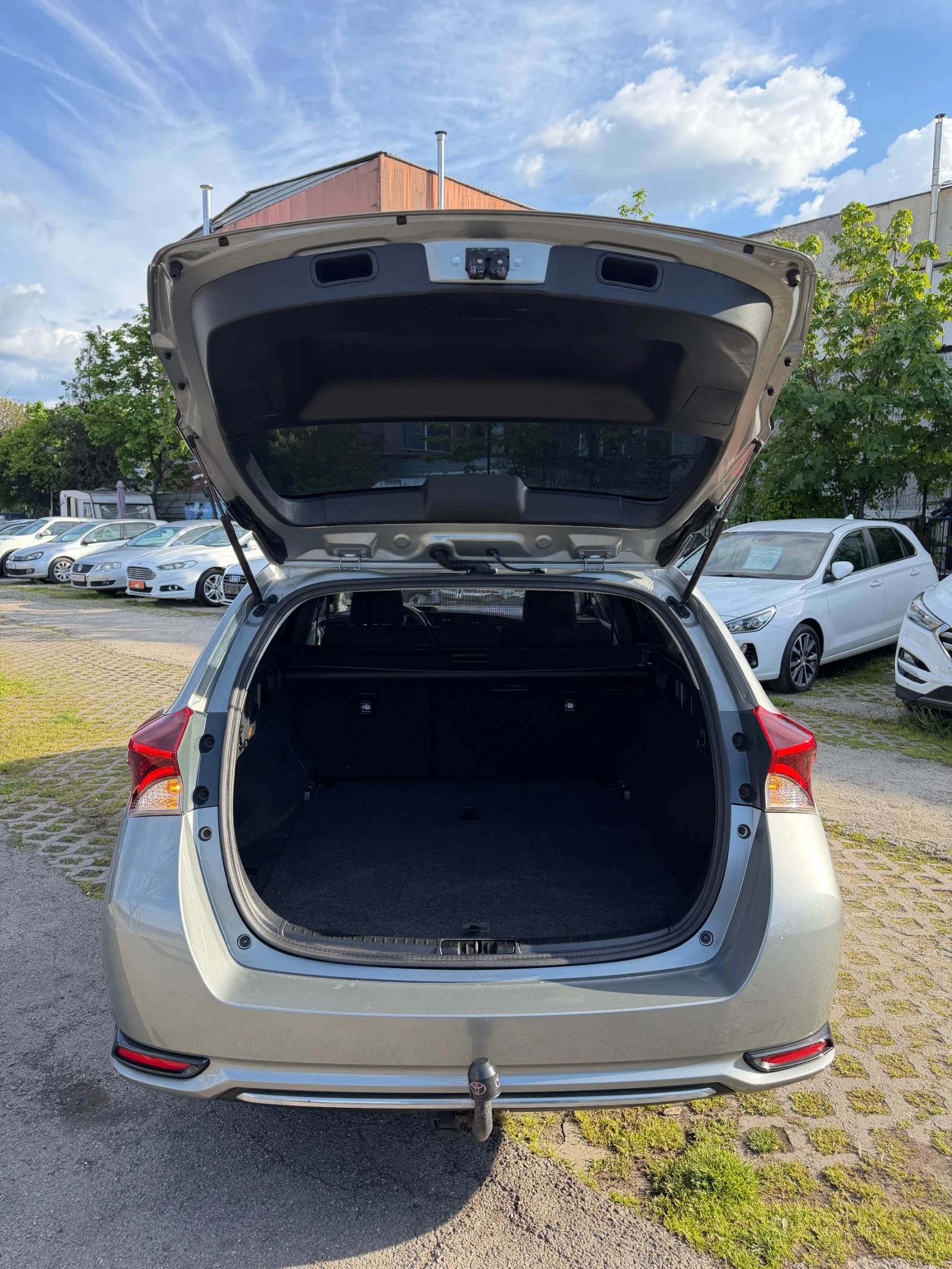 Toyota Auris 1.3TURBO/SPORT | Mobile.bg � ����������� 4