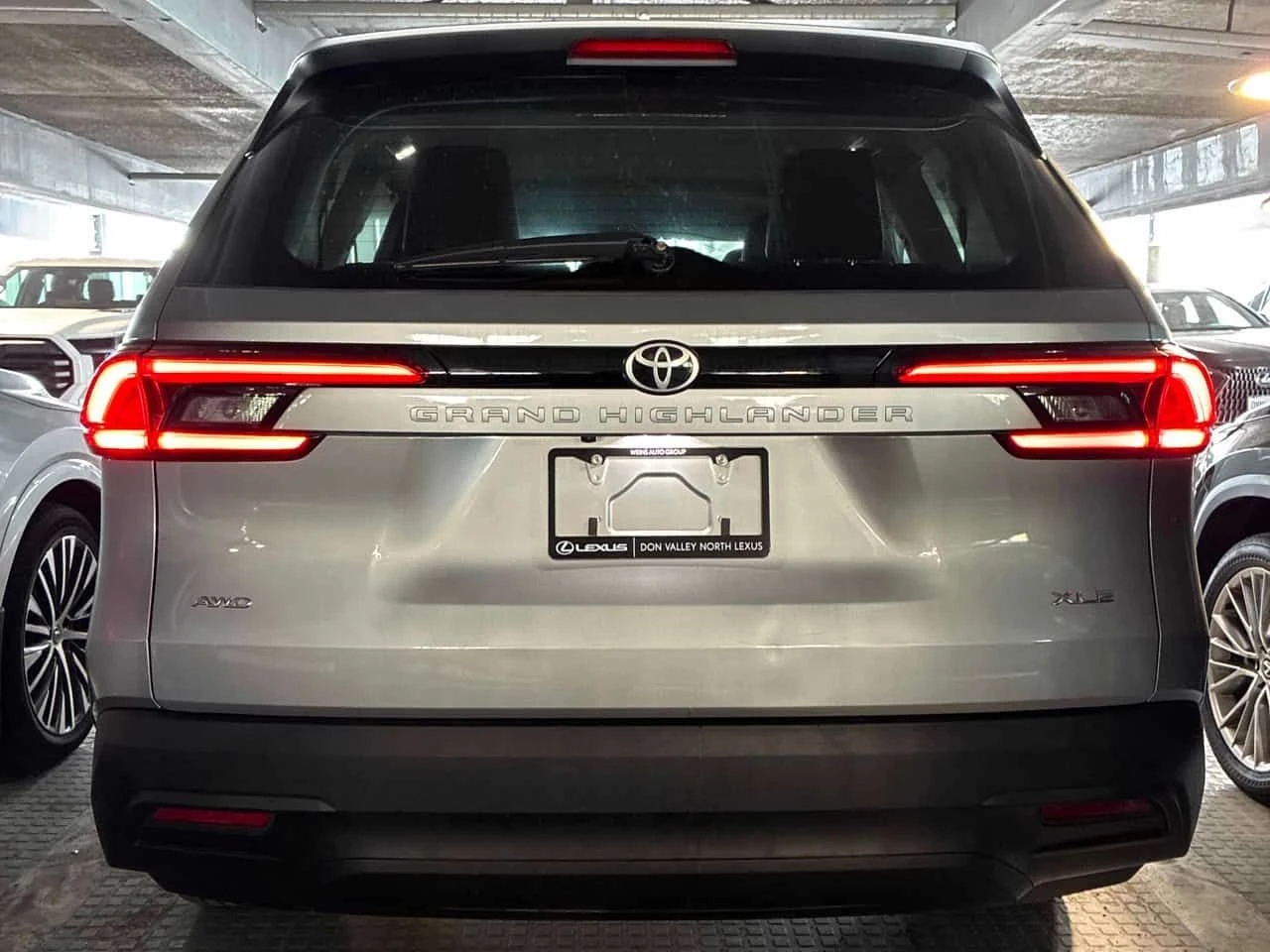Toyota Grand Highlander * AWD * CARFAX * ПОДГРЕВИ * ПАНО * KEYLESS * , снимка 4 - Автомобили и джипове - 54618678