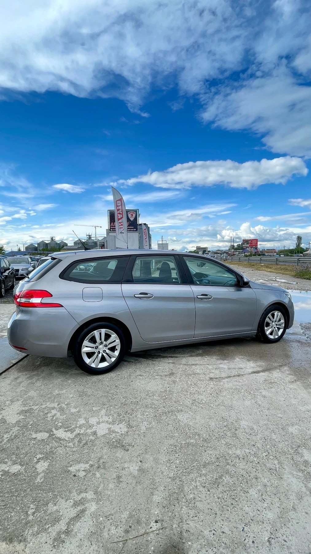 Peugeot 308 1, 6 BlueHDI FACELIFT , снимка 3 - Автомобили и джипове - 54653658