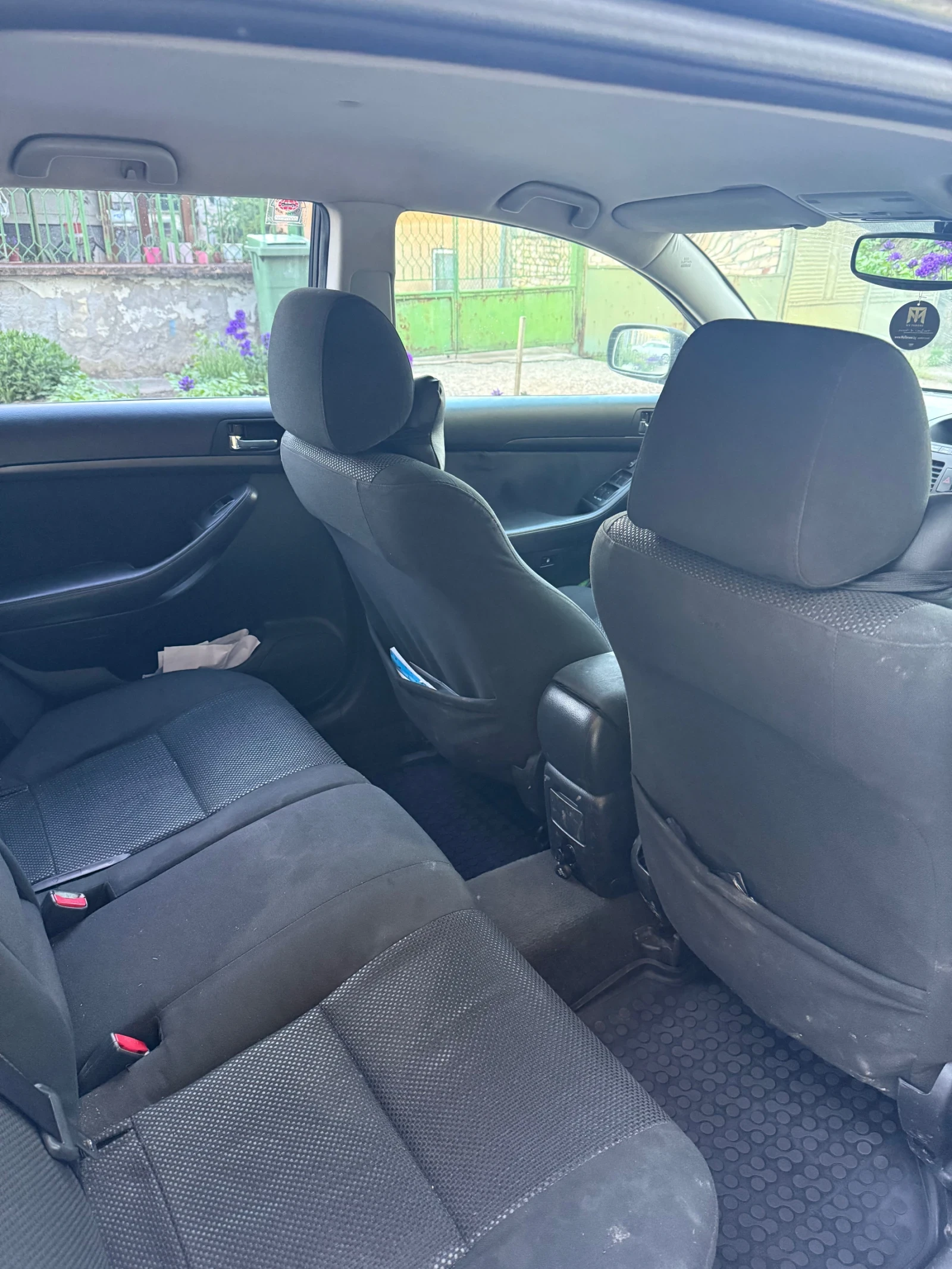 Toyota Avensis, снимка 9 - Автомобили и джипове - 54770543