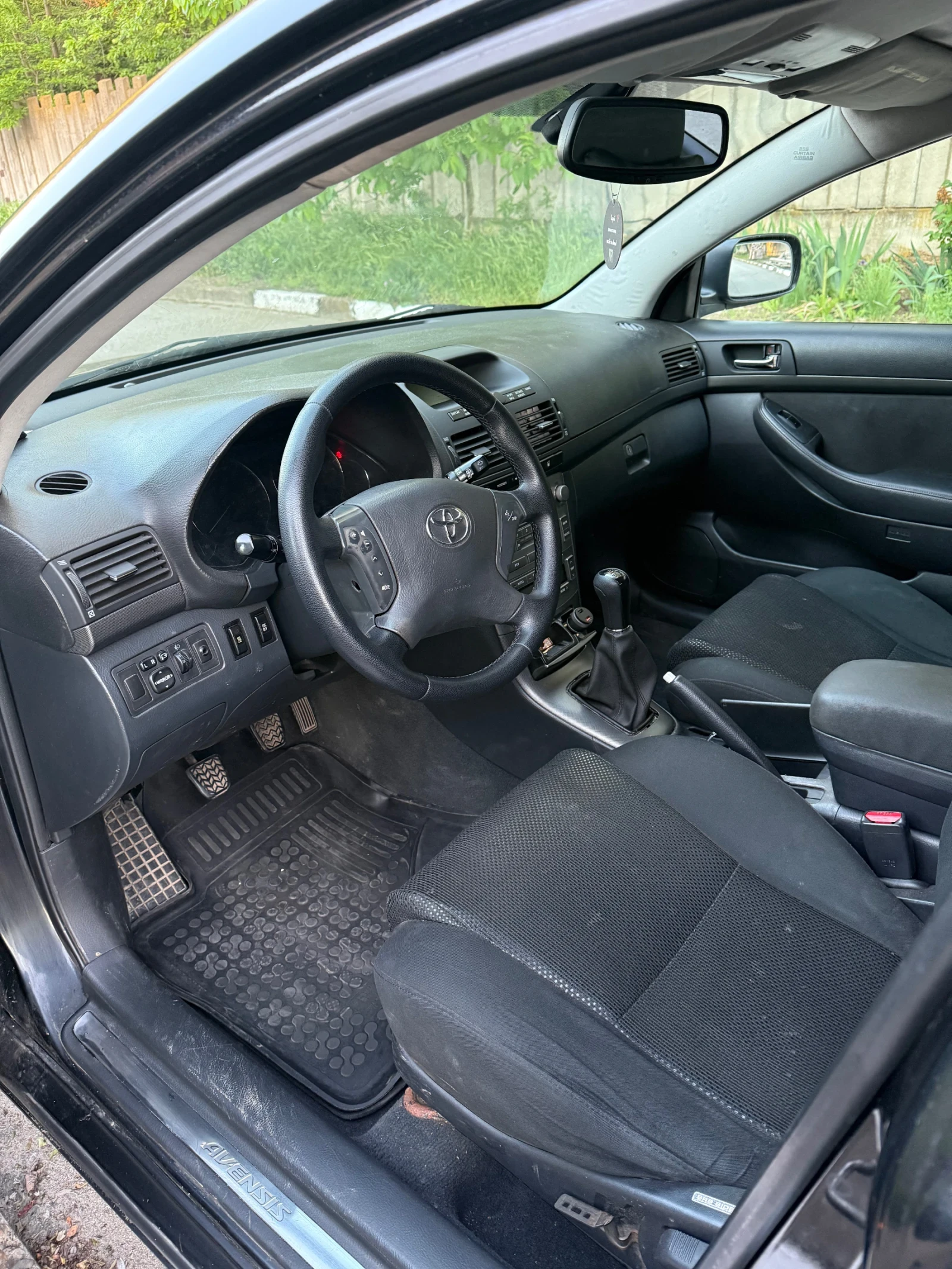 Toyota Avensis, снимка 7 - Автомобили и джипове - 54770543