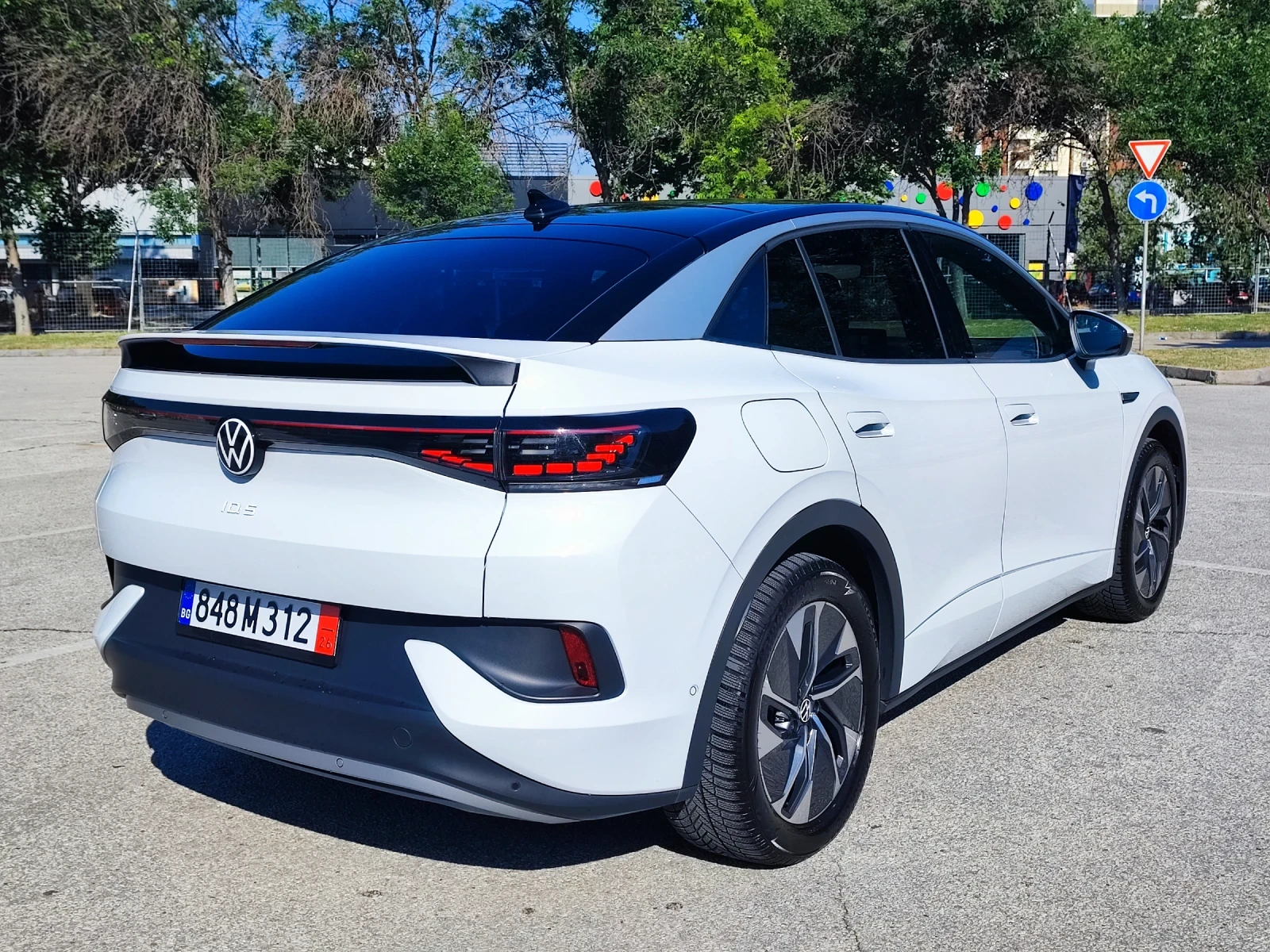 VW ID.5 PRO/MATRIX/PANO/HUD/360CAM/�����/FULL/40���/SOH97% | Mobile.bg � ����������� 6