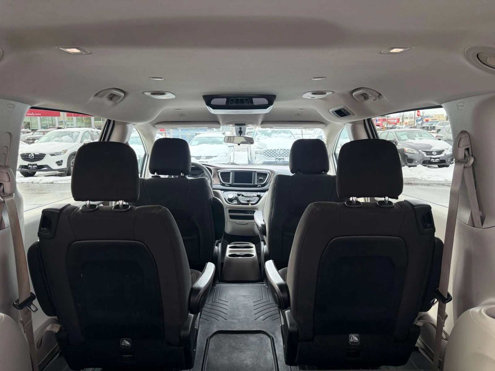 Chrysler Pacifica Touring, ЦЕНА ДО БГ, снимка 16 - Автомобили и джипове - 54870784