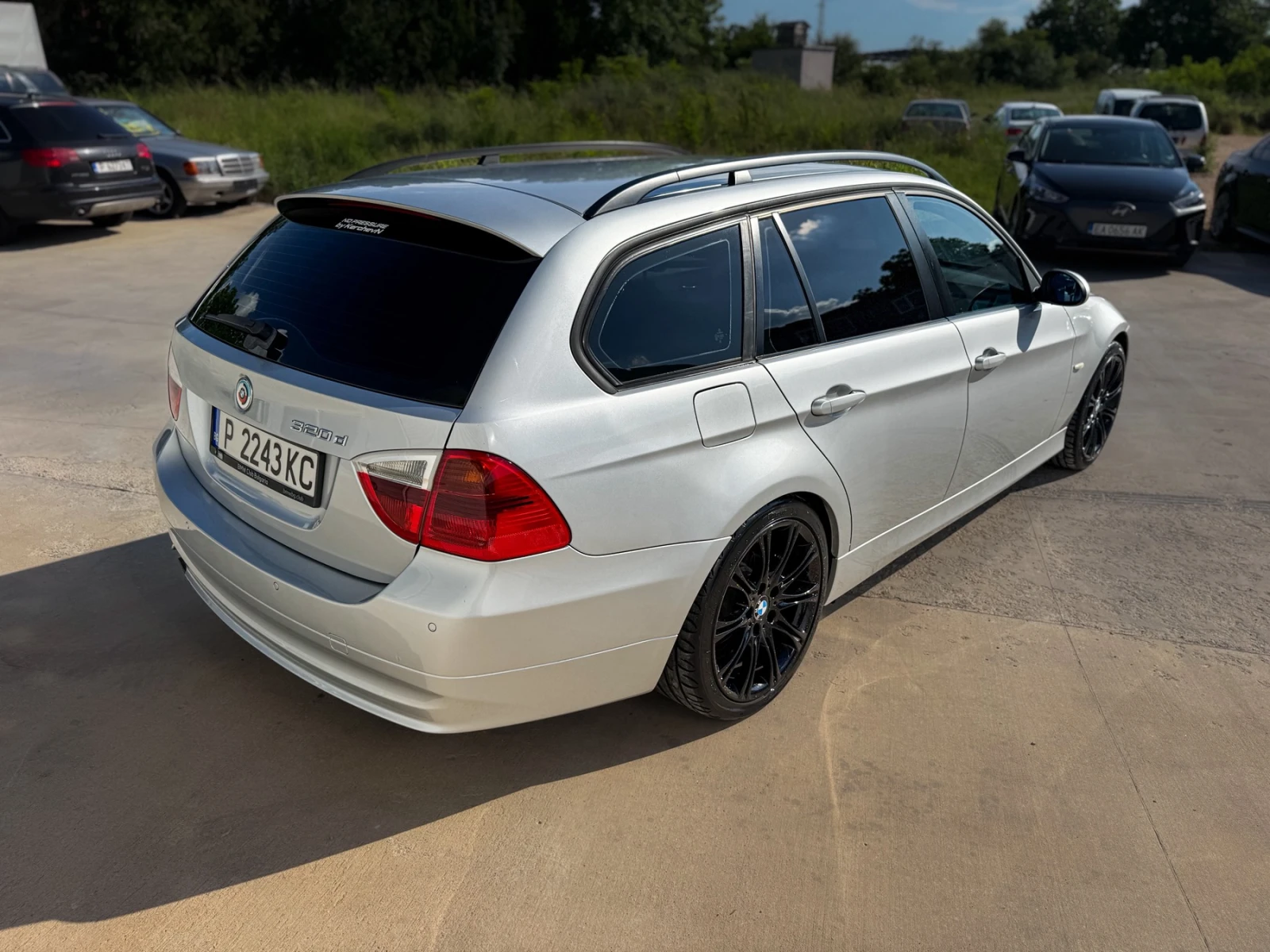 BMW 320, снимка 3 - Автомобили и джипове - 54873591